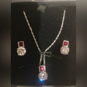Elegant Costume Silver and Red Jewel Jewelry Set. Necklace 16”